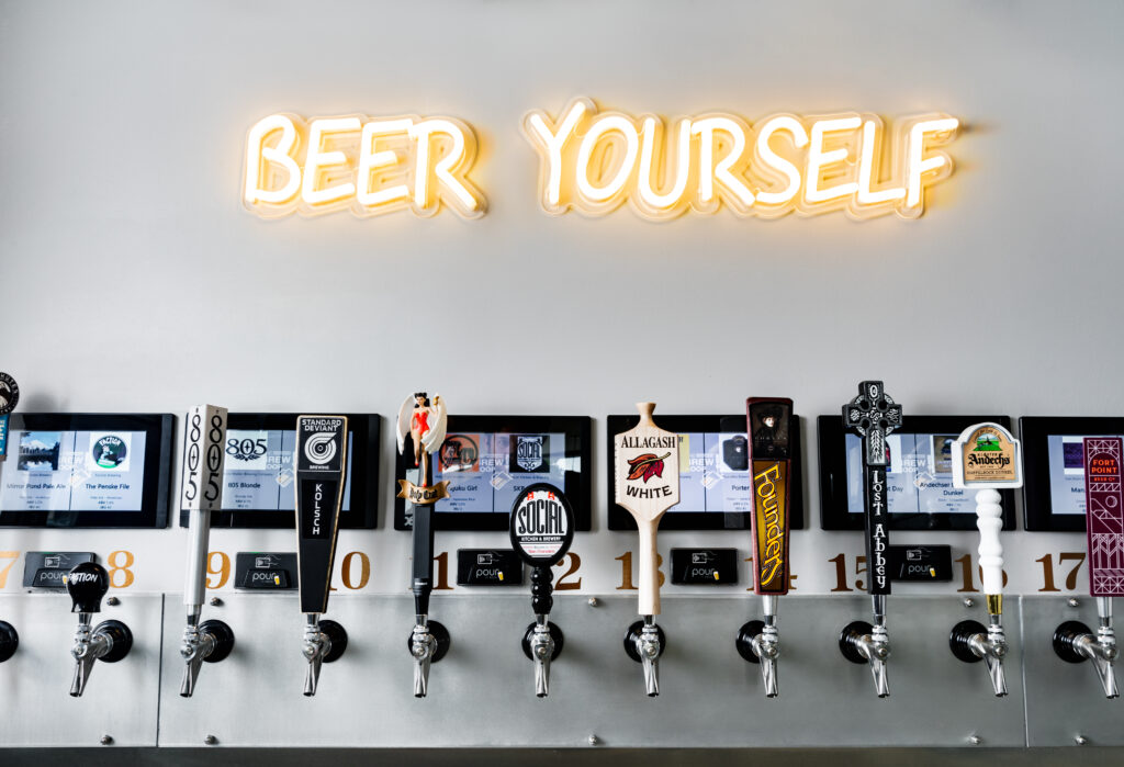 Beer Walls: 4 Benefits for Modern Bars